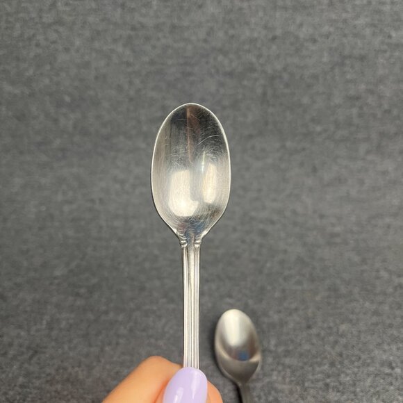 Reed & Barton Heritage Mint LTD Stainless Steel 2 Pc Ice Tea Spoons Long Spoons - Picture 3 of 4